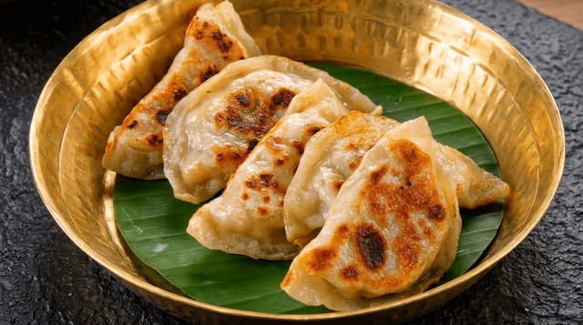 Chicken Sadheko Momo.