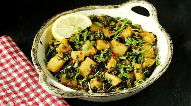 Aaloo Saag.