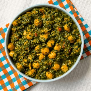 Chana Saag